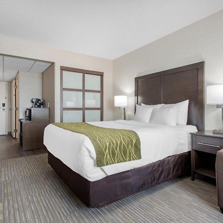 Comfort Inn & Suites Red Deer Esterno foto