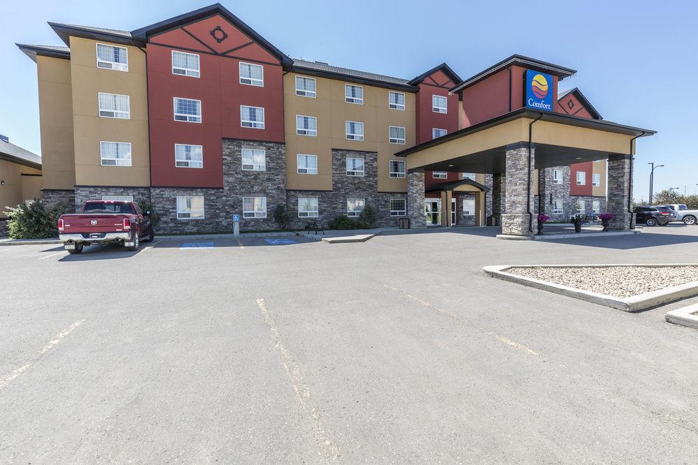 Comfort Inn & Suites Red Deer Esterno foto