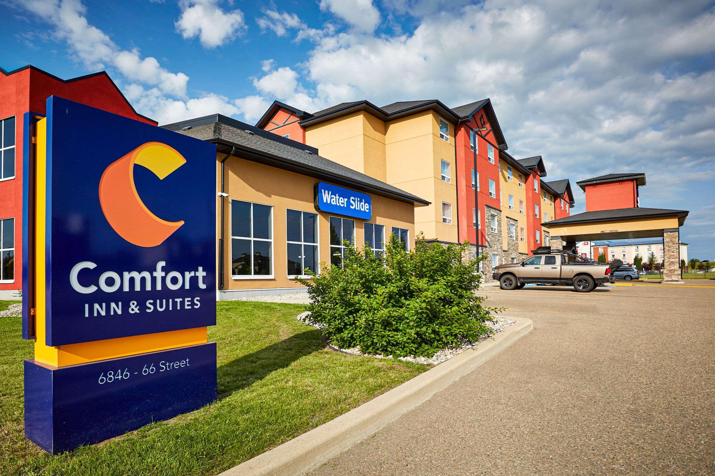 Comfort Inn & Suites Red Deer Esterno foto