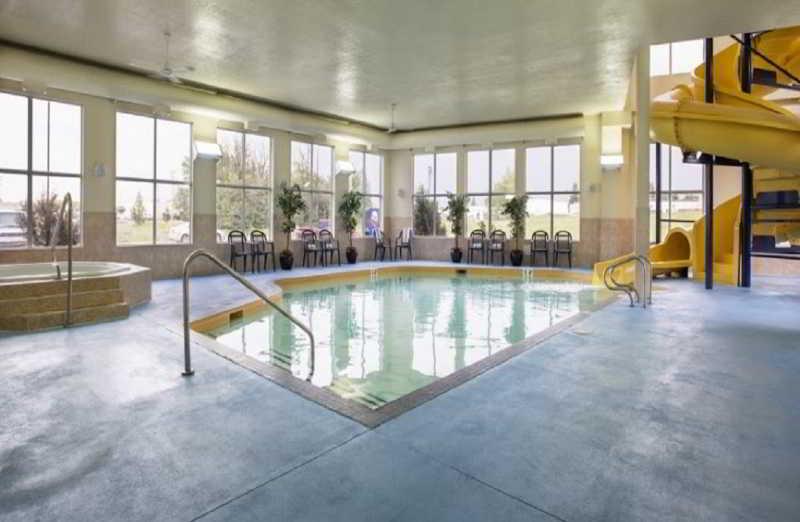 Comfort Inn & Suites Red Deer Esterno foto
