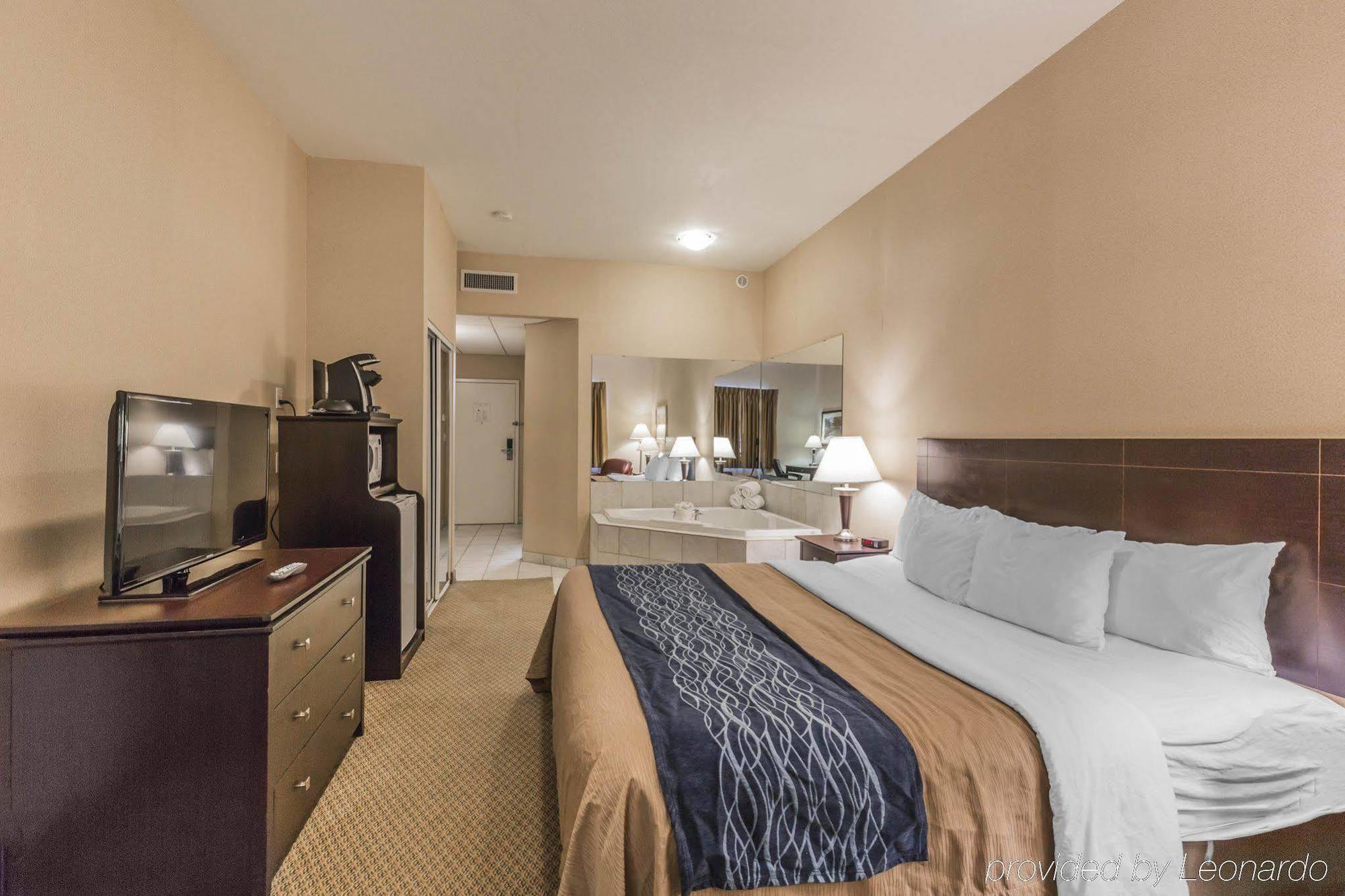 Comfort Inn & Suites Red Deer Esterno foto
